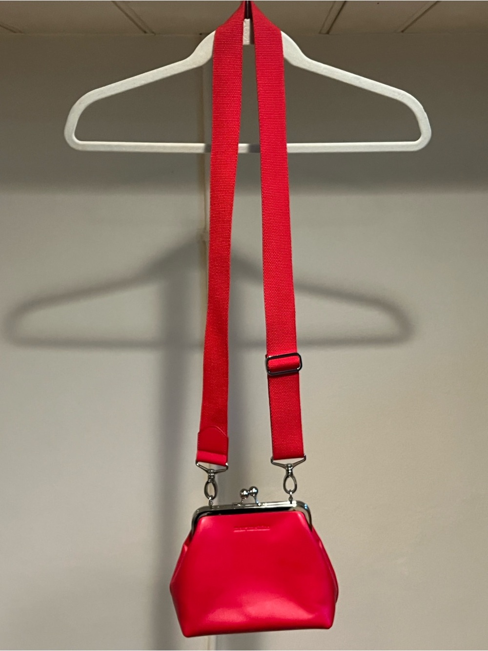 Marimekko Bright Red Kiss-Lock Crossbody Purse